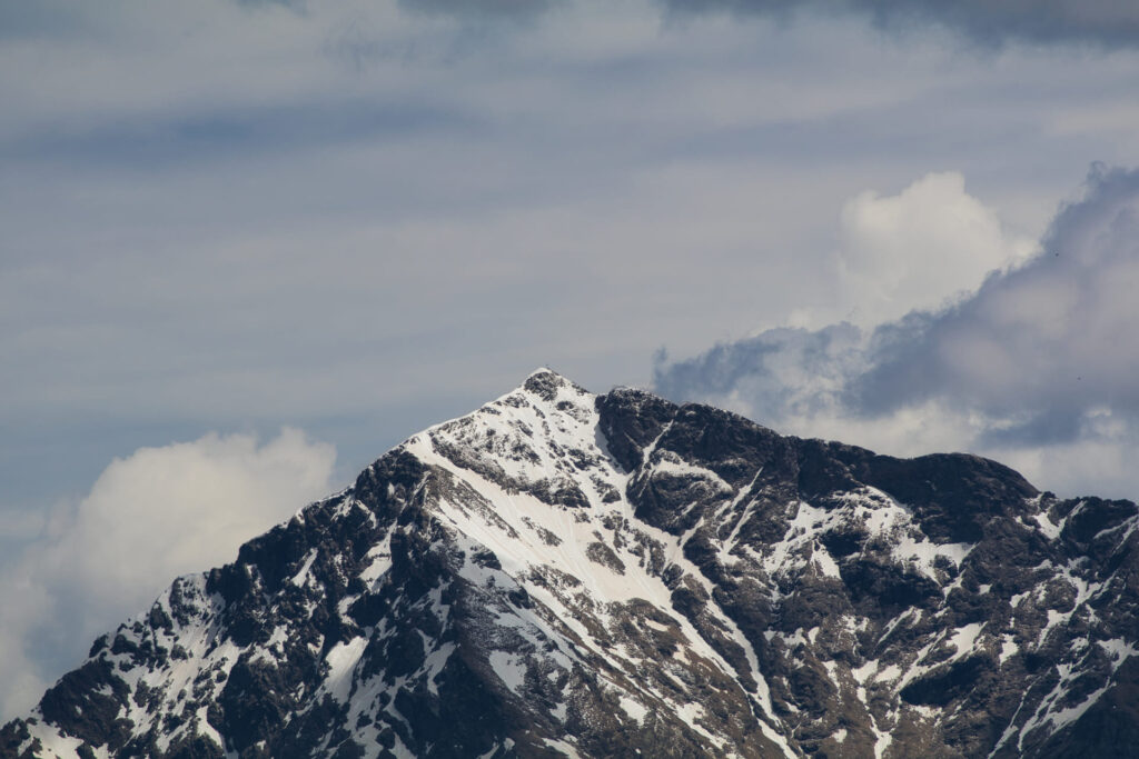 Cima Monte Legnone innevata