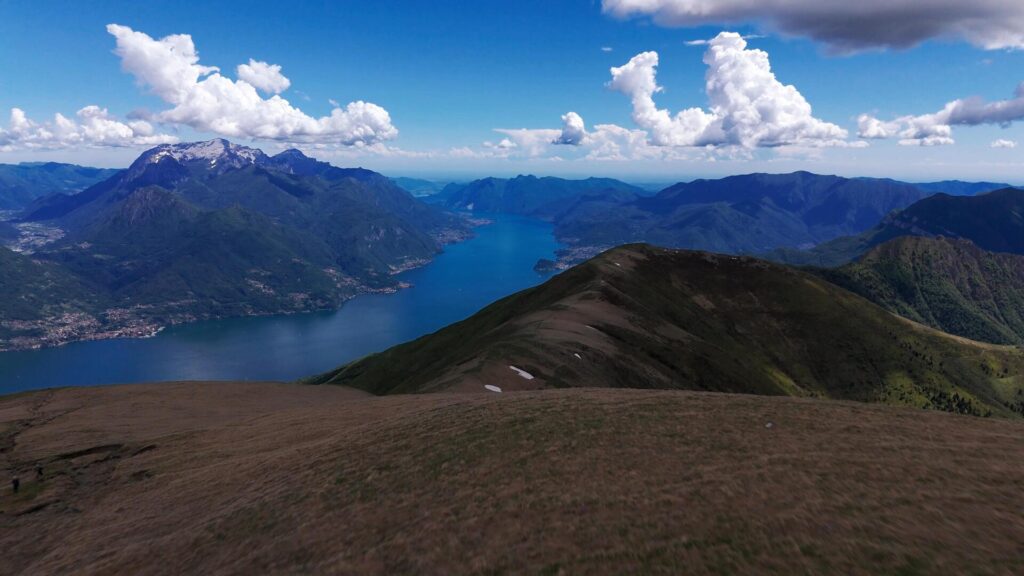 Cresta Monte Bregagno con panorama