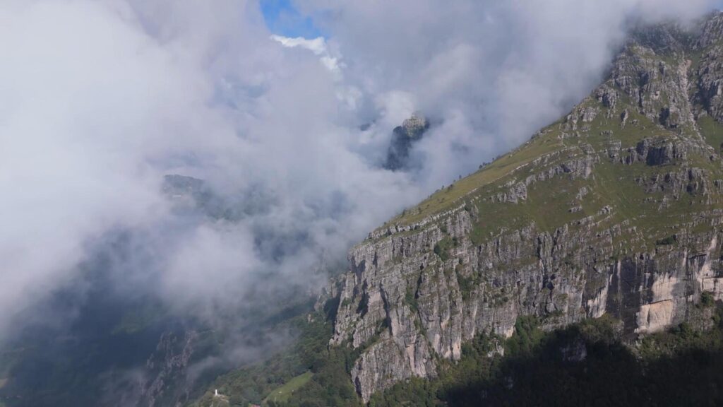 Parete ferrata del centenario al monte Resegone