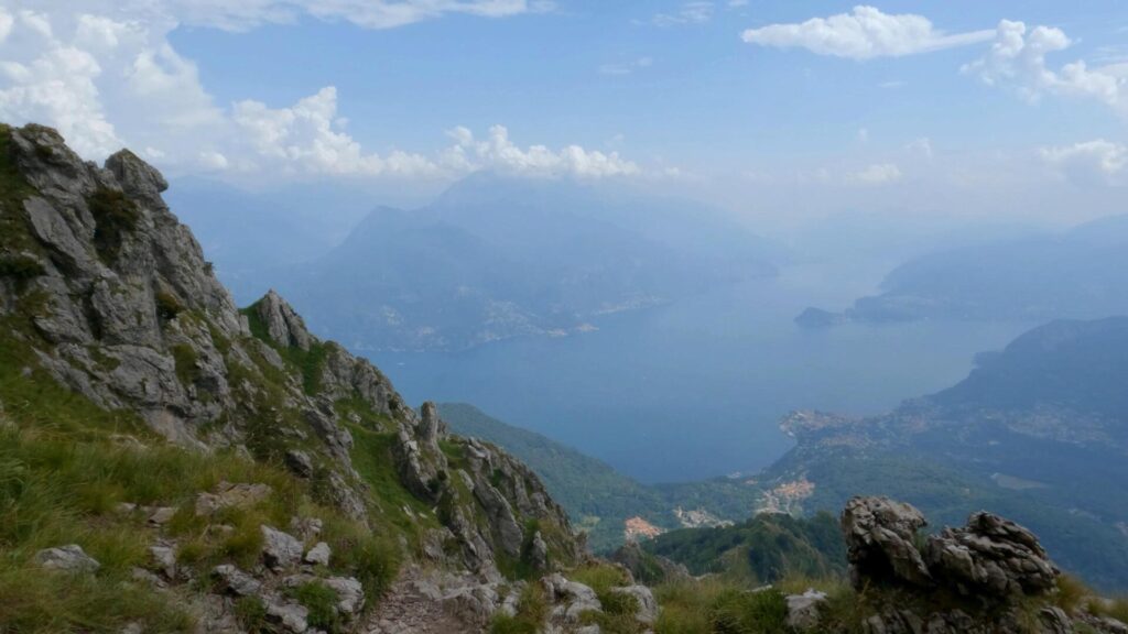 panorama discesa dal Monte Grona