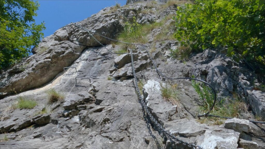 catena inizio ferrata Monte Grona