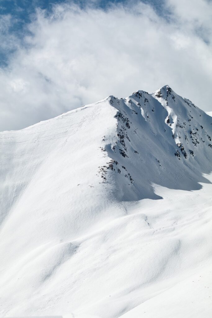 Cime innevate dal Monte Berlinghera