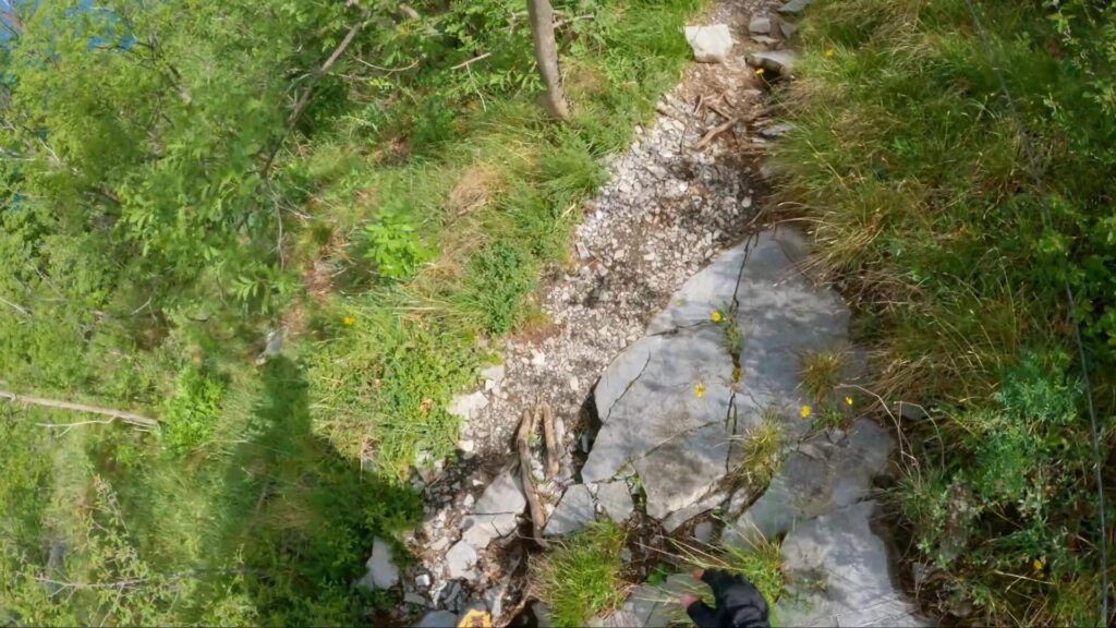 Sentieri in alto alla Galleria di Morcate