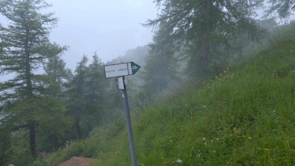 cartello cai con indicazione Monte Croce