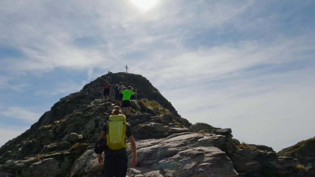 Pochi metri alla vetta del Legnone