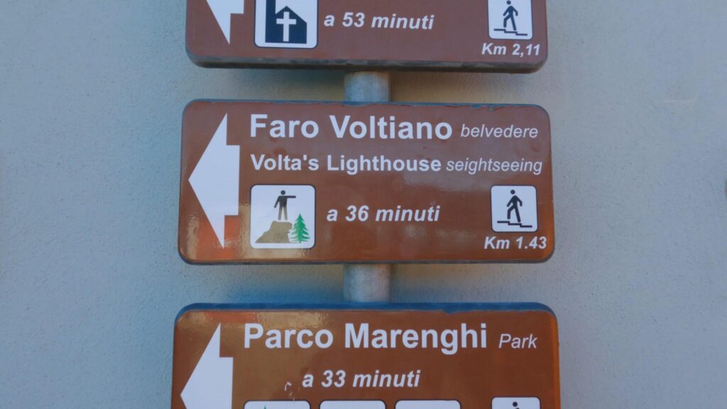 Cartello indicazioni Faro Voltiano