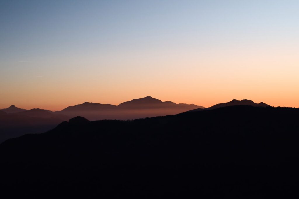 Cime al tramonto dal Pizzo di Gino