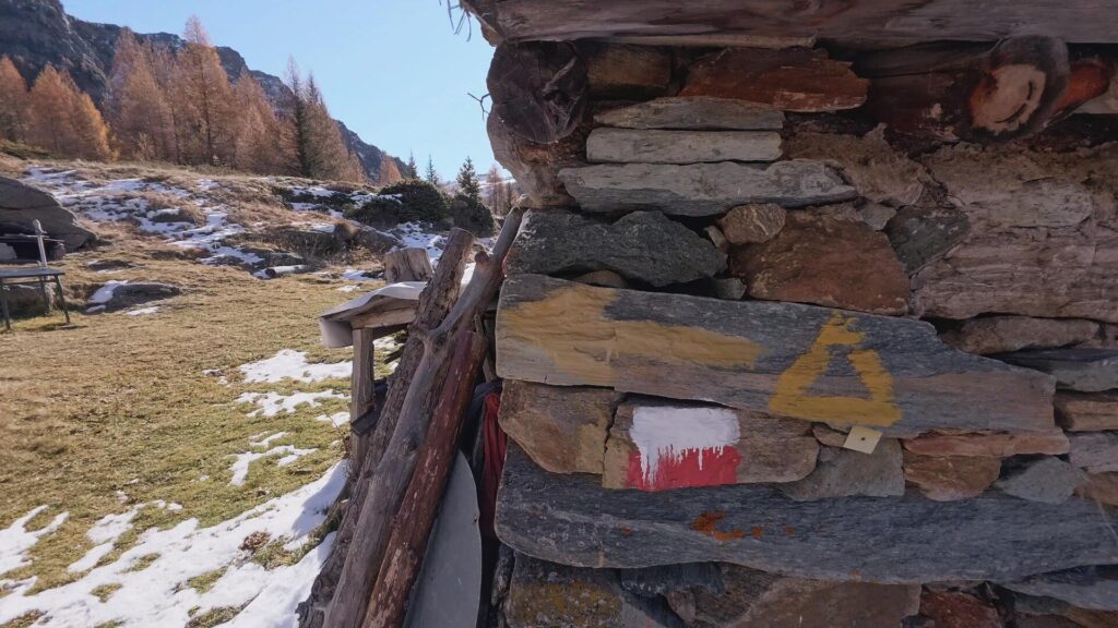 Indicazioni sentiero Monte Roggione