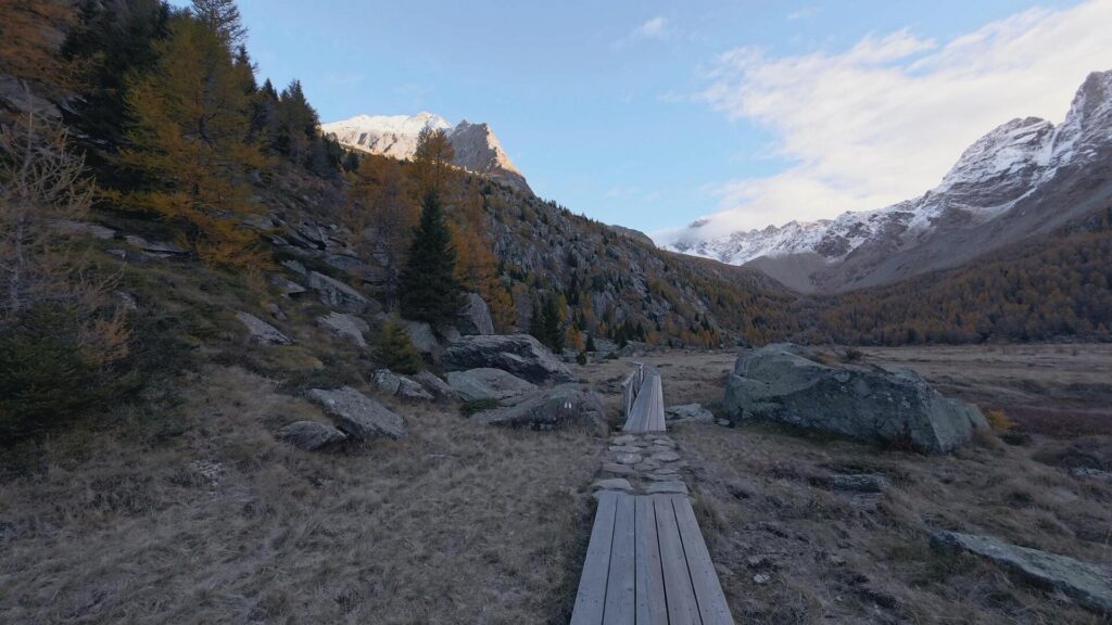 Passerelle di legno a Predarossa