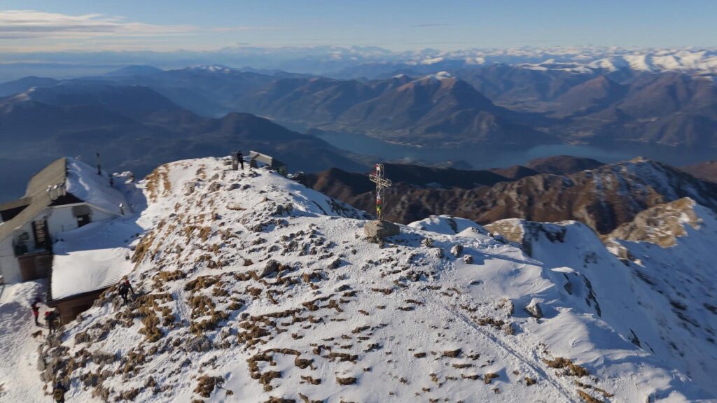 Vetta Grigna e croce di vetta