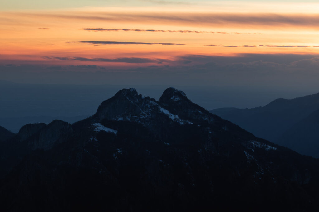 Panorami dal Monte Coltignone al tramonto