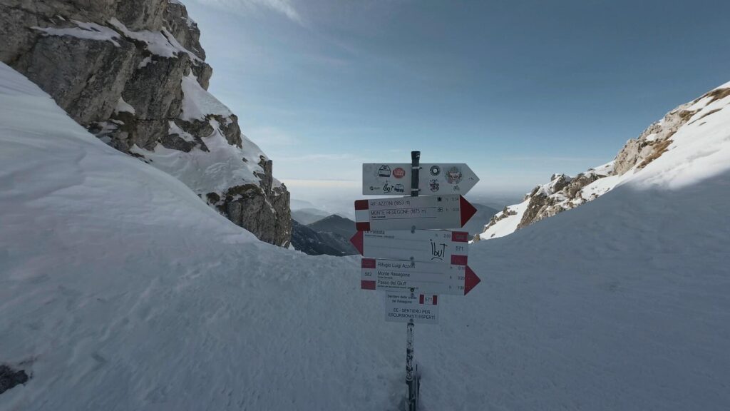 indicazioni sentiero delle creste al Resegone