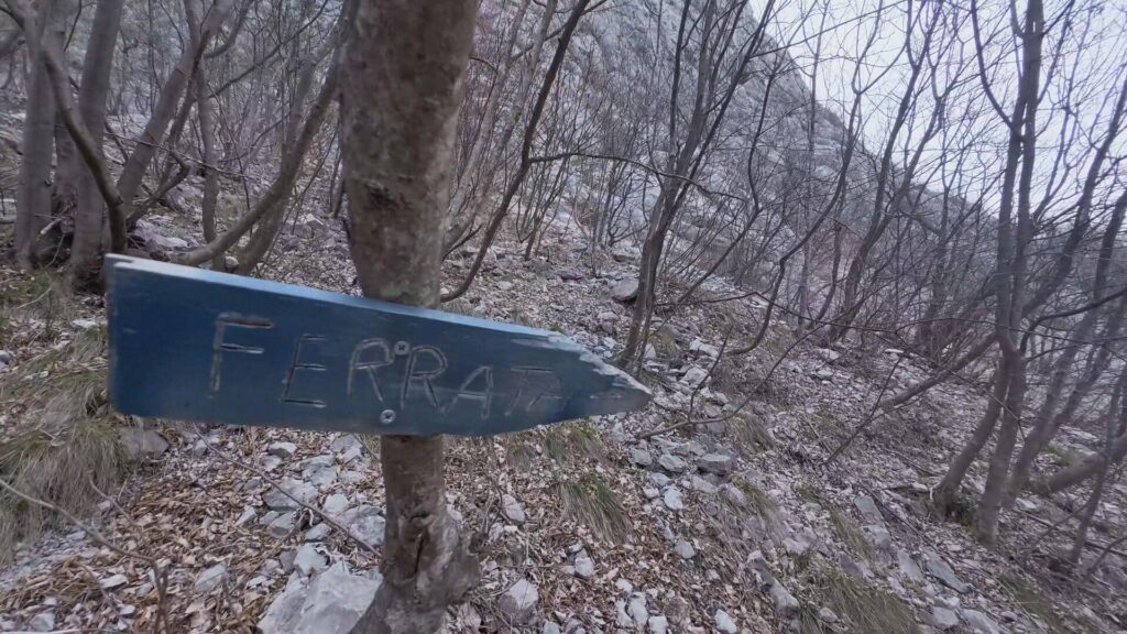 Indicazioni ferrata Medale