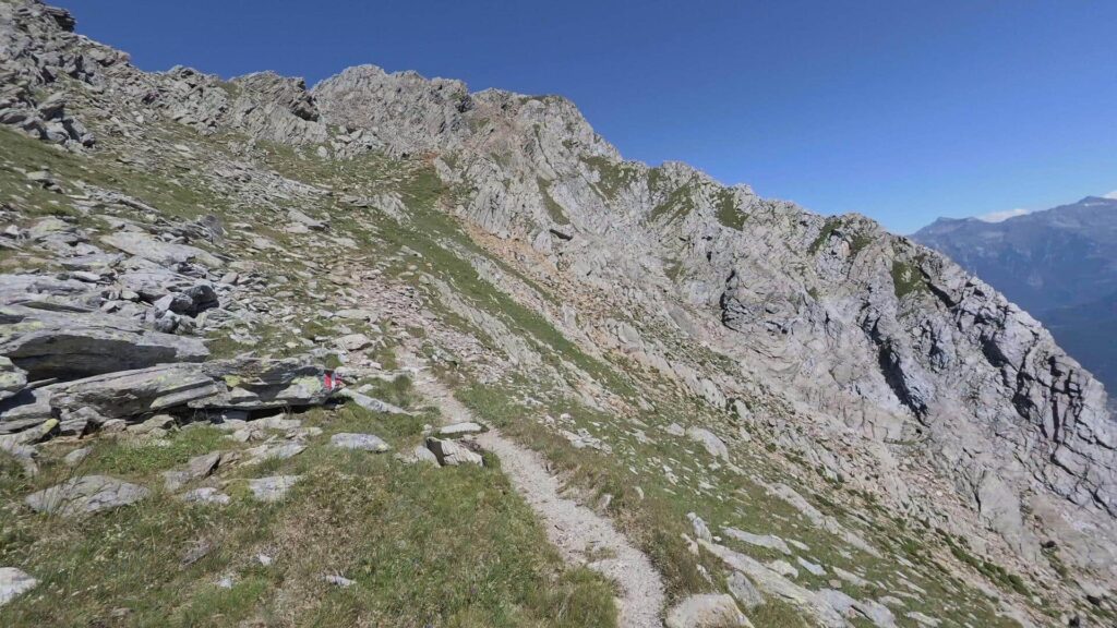 sentiero per Sasso Bianco