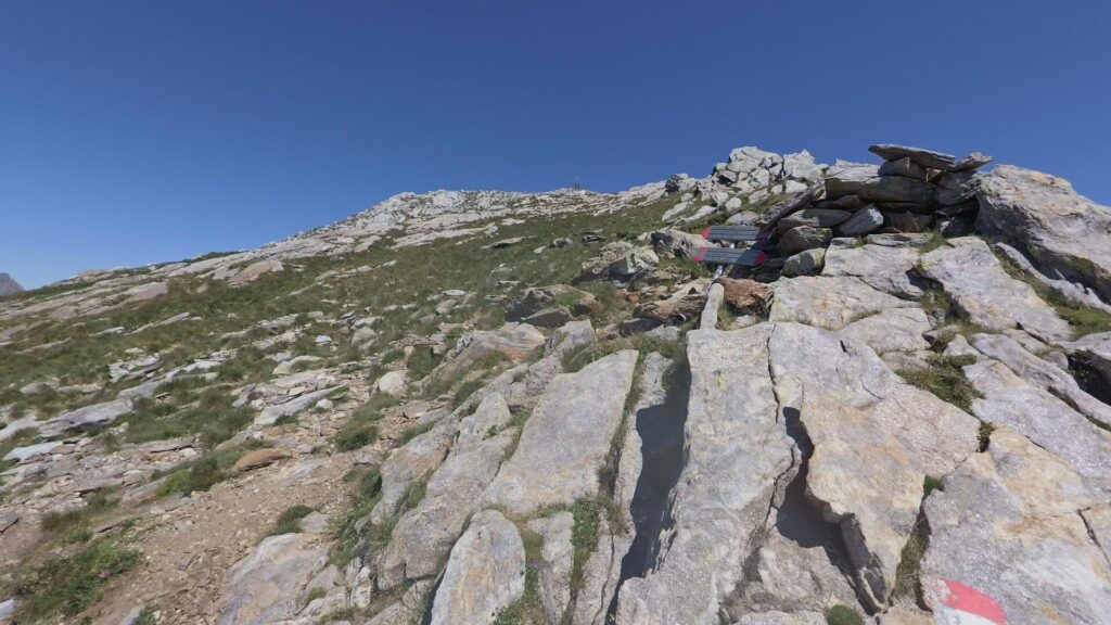 sentiero per Sasso Bianco