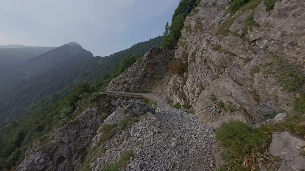 sentiero 24 per Sasso Cavallo