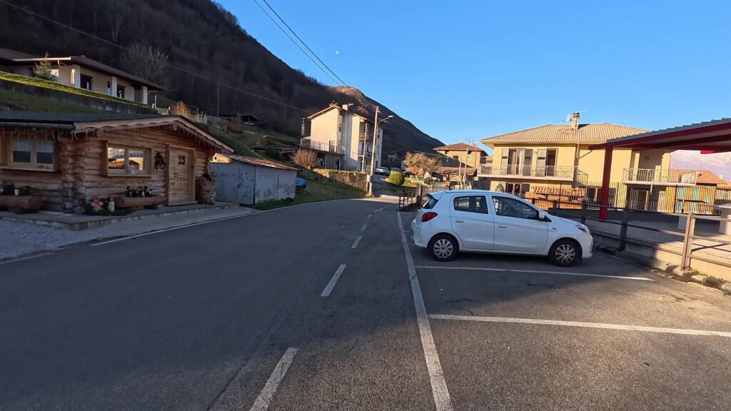 Parcheggio Parlasco