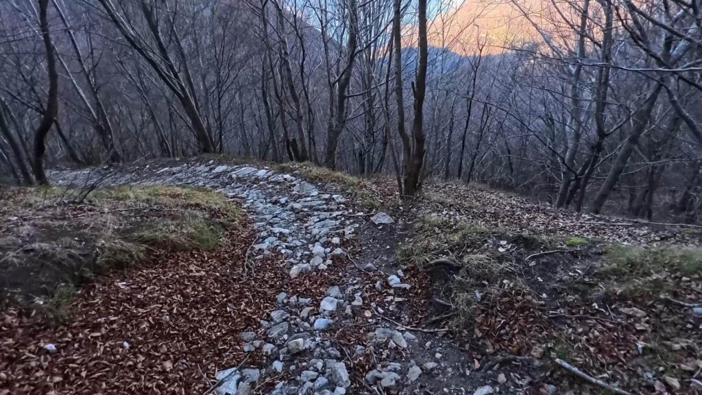 sentiero verso Parlasco