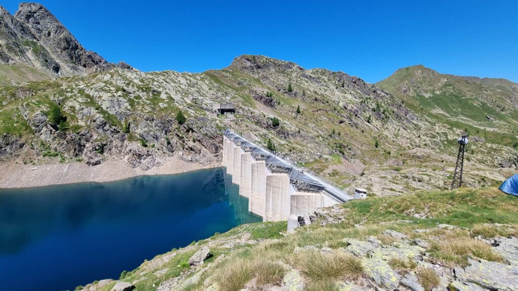 Lago dell'Inferno e diga