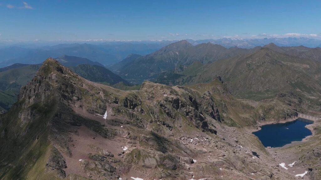 vista aerea del Pizzo dei Tre Signori e Lago dell'Inferno