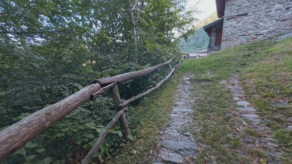 Sentiero per Alpe Deleguaggio