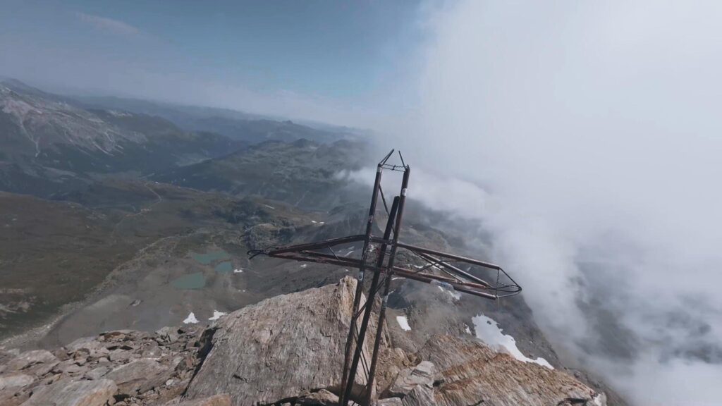 croce di vetta Pizzo Tambò